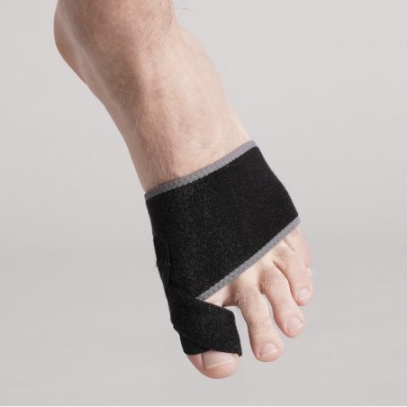 Adjusting the foot thumb splint HALLUX STOP