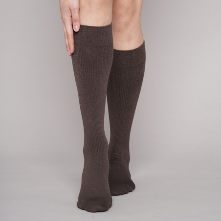 Travel compression socks with cotton