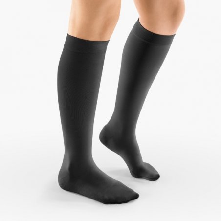 Knee-high elastic compression socks (Ccl.1) closed toe