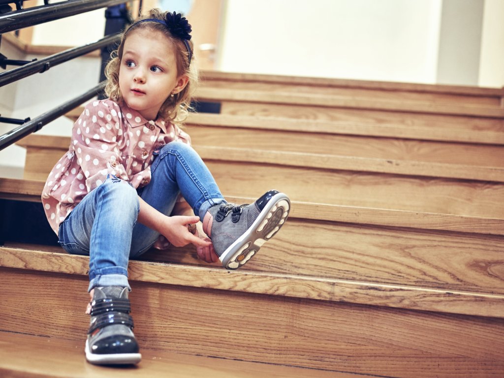 Plokščiapadystė vaikystėje – ar verta nerimauti?