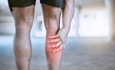 Kojų skausmas sergant osteochondroze: kodėl jis plinta į koją ir kaip gydomas?